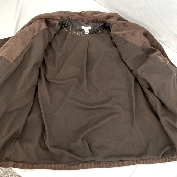 Chico’s Faux Fur collar & cuffs 3 button jacket in Chocolate Brown size Large - Picture 8 of 12